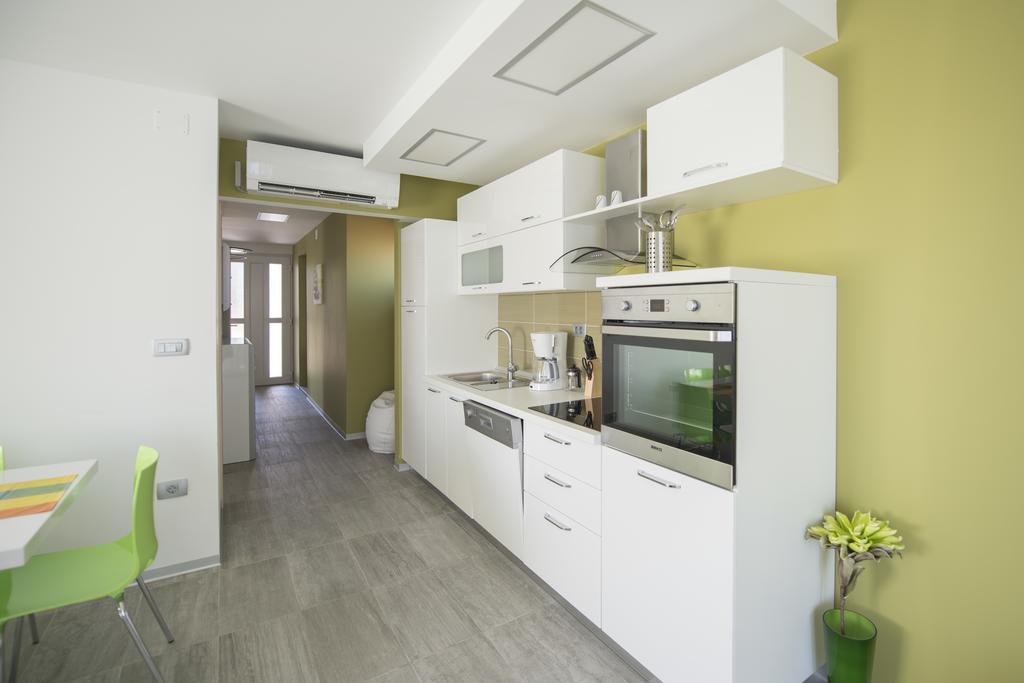 Villa Danex Premium أوماغ الغرفة الصورة